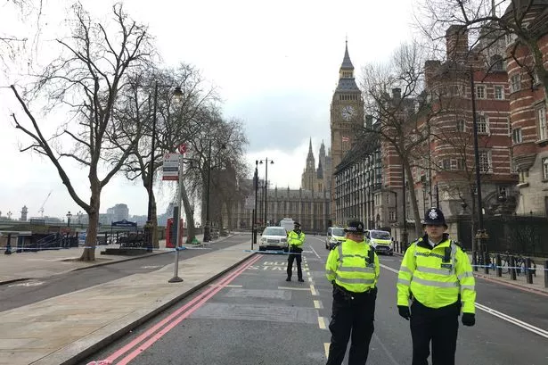 London terror attack: Footage shows aftermath of Westminster attack as tourists speak out over events
